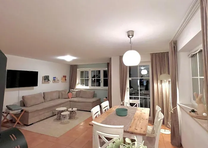 Hasenchalet Whg1 70m2 6 Pers Chiemgau Karte アパート *