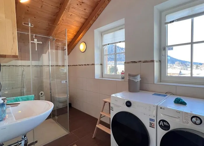 Hasenchalet Whg1 70m2 6 Pers Chiemgau Karte アパート *