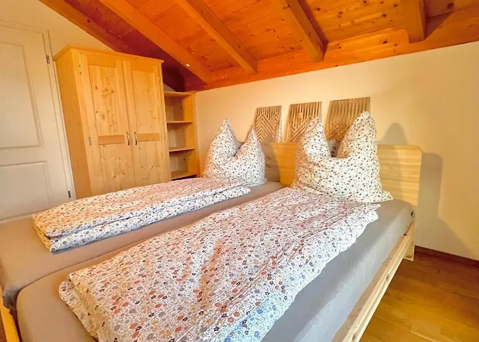 Hasenchalet Whg1 70m2 6 Pers Chiemgau Karte * ルーポルディング